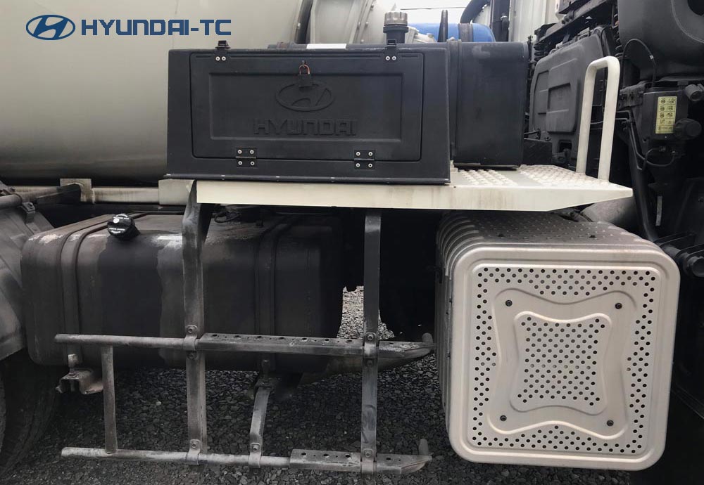 thung_nhien_lieu_va_hop_dung_cu_